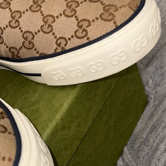 Gucci Beige and Brown Logo Slip-On Sneakers - Picture 3 of 6